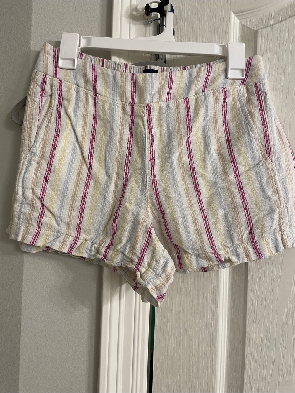 Gap Women's Multi Striped Summer Linen Shorts